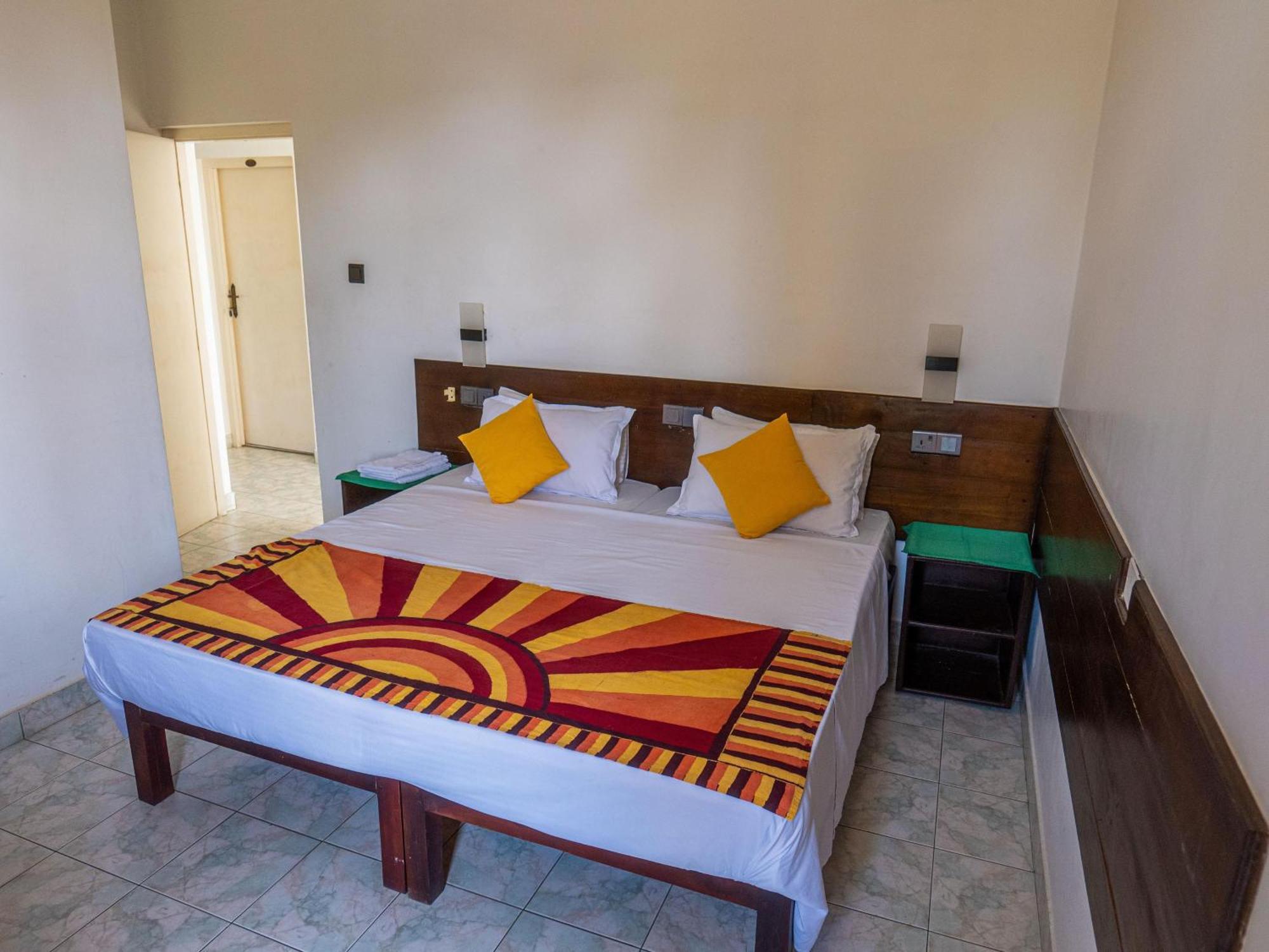 Amaya Beach Hotel Dikwella Exterior foto