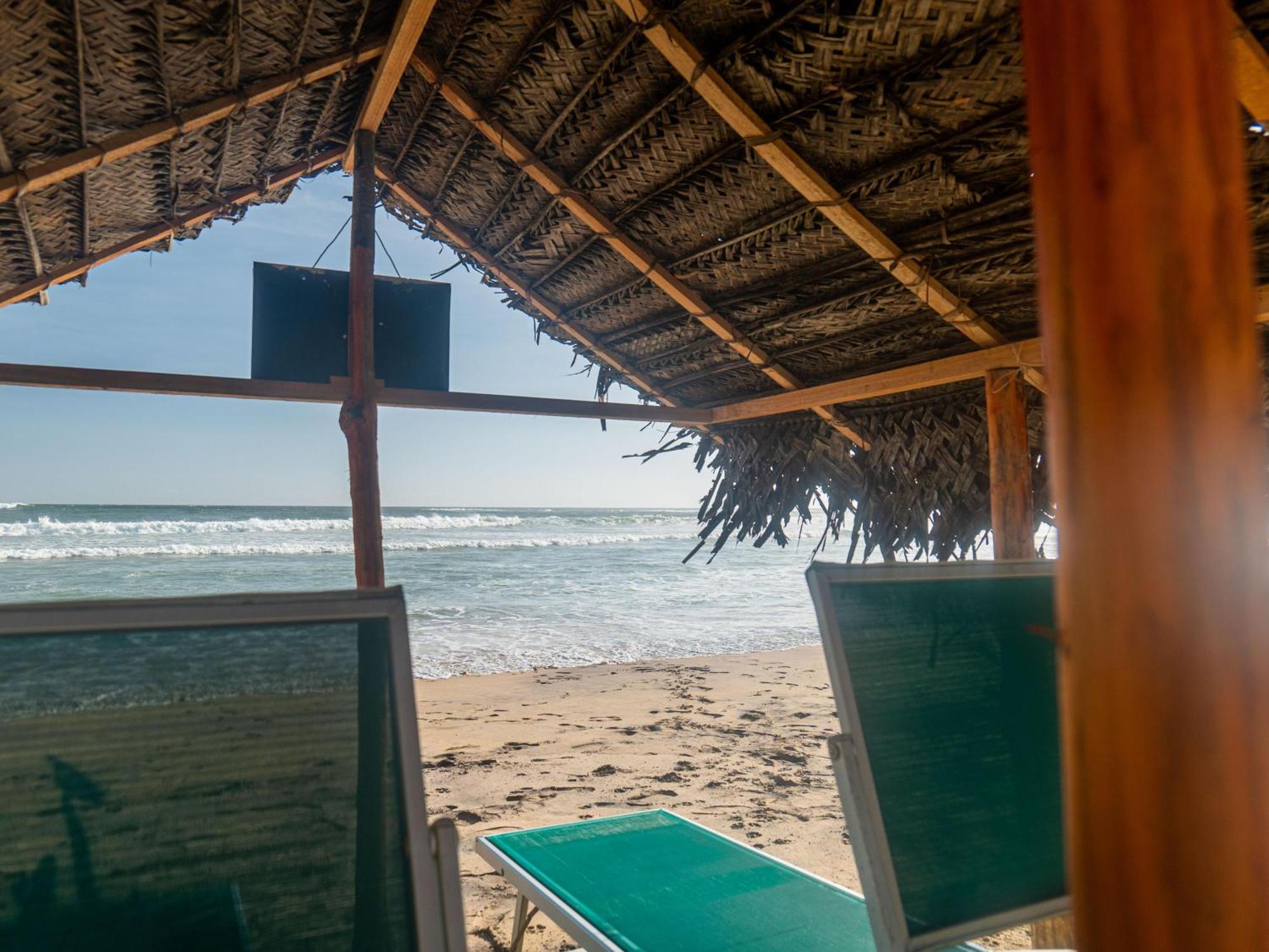 Amaya Beach Hotel Dikwella Exterior foto
